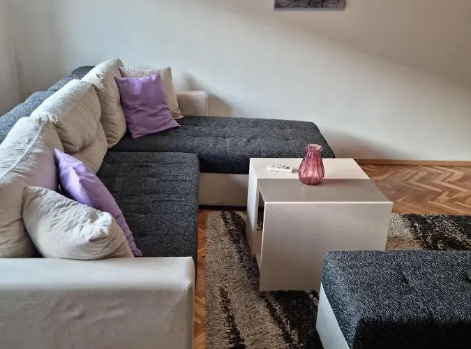 Empire Appartement *